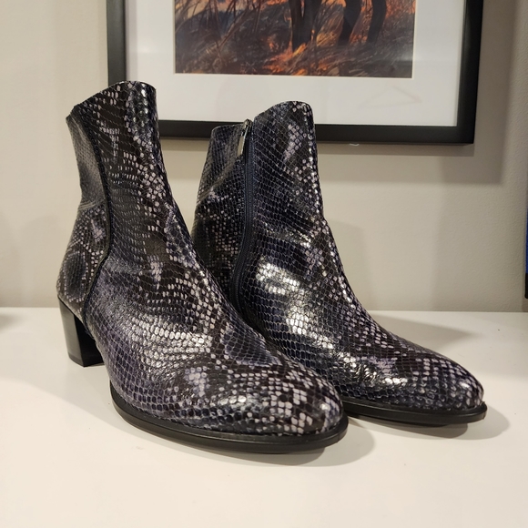 Ecco Shoes - Ecco Shape 35 Navy Snakeprint Leather Boots